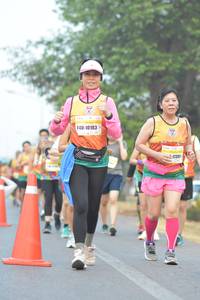 BIB: 10183, 17397
                            <button type="button" onclick="openModal(8137837)" class="btn btn-primary btn-sm float-right btn-popup" data-toggle="modal" data-target=".modal-high-quality">
                        <i class="fas fa-shopping-cart"></i> Add to Cart
                    </button>
                                            <button type="button" onclick="isThisMe(8137837, true)" class="btn btn-success btn-sm float-right btn-popup btn-isme hidden" data-toggle="tooltip" data-placement="bottom" title="นี่คือรูปของคุณใช่ไหม คลิกที่นี่เพื่อเอาเข้าอัลบั้ม">
                        <i class="fas fa-plus"></i> Add to album
                    </button>
                    <button type="button" onclick="isThisMe(8137837, false)" class="btn btn-warning btn-sm float-right btn-popup btn-isnotme hidden">
                        <i class="fas fa-ban"></i> Remove from album
                    </button>