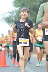 BIB: 10028
                            <button type="button" onclick="openModal(7456967)" class="btn btn-primary btn-sm float-right btn-popup" data-toggle="modal" data-target=".modal-high-quality">
                        <i class="fas fa-shopping-cart"></i> Add to Cart
                    </button>
                                            <button type="button" onclick="isThisMe(7456967, true)" class="btn btn-success btn-sm float-right btn-popup btn-isme hidden" data-toggle="tooltip" data-placement="bottom" title="นี่คือรูปของคุณใช่ไหม คลิกที่นี่เพื่อเอาเข้าอัลบั้ม">
                        <i class="fas fa-plus"></i> Add to album
                    </button>
                    <button type="button" onclick="isThisMe(7456967, false)" class="btn btn-warning btn-sm float-right btn-popup btn-isnotme hidden">
                        <i class="fas fa-ban"></i> Remove from album
                    </button>