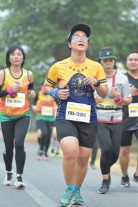 BIB: 10108, 15161
                            <button type="button" onclick="openModal(7292880)" class="btn btn-primary btn-sm float-right btn-popup" data-toggle="modal" data-target=".modal-high-quality">
                        <i class="fas fa-shopping-cart"></i> Add to Cart
                    </button>
                                            <button type="button" onclick="isThisMe(7292880, true)" class="btn btn-success btn-sm float-right btn-popup btn-isme hidden" data-toggle="tooltip" data-placement="bottom" title="นี่คือรูปของคุณใช่ไหม คลิกที่นี่เพื่อเอาเข้าอัลบั้ม">
                        <i class="fas fa-plus"></i> Add to album
                    </button>
                    <button type="button" onclick="isThisMe(7292880, false)" class="btn btn-warning btn-sm float-right btn-popup btn-isnotme hidden">
                        <i class="fas fa-ban"></i> Remove from album
                    </button>