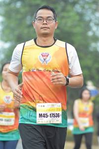 BIB: 17536
                            <button type="button" onclick="openModal(7546916)" class="btn btn-primary btn-sm float-right btn-popup" data-toggle="modal" data-target=".modal-high-quality">
                        <i class="fas fa-shopping-cart"></i> Add to Cart
                    </button>
                                            <button type="button" onclick="isThisMe(7546916, true)" class="btn btn-success btn-sm float-right btn-popup btn-isme hidden" data-toggle="tooltip" data-placement="bottom" title="นี่คือรูปของคุณใช่ไหม คลิกที่นี่เพื่อเอาเข้าอัลบั้ม">
                        <i class="fas fa-plus"></i> Add to album
                    </button>
                    <button type="button" onclick="isThisMe(7546916, false)" class="btn btn-warning btn-sm float-right btn-popup btn-isnotme hidden">
                        <i class="fas fa-ban"></i> Remove from album
                    </button>