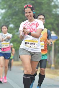 BIB: 10262, 192
                            <button type="button" onclick="openModal(7293395)" class="btn btn-primary btn-sm float-right btn-popup" data-toggle="modal" data-target=".modal-high-quality">
                        <i class="fas fa-shopping-cart"></i> Add to Cart
                    </button>
                                            <button type="button" onclick="isThisMe(7293395, true)" class="btn btn-success btn-sm float-right btn-popup btn-isme hidden" data-toggle="tooltip" data-placement="bottom" title="นี่คือรูปของคุณใช่ไหม คลิกที่นี่เพื่อเอาเข้าอัลบั้ม">
                        <i class="fas fa-plus"></i> Add to album
                    </button>
                    <button type="button" onclick="isThisMe(7293395, false)" class="btn btn-warning btn-sm float-right btn-popup btn-isnotme hidden">
                        <i class="fas fa-ban"></i> Remove from album
                    </button>