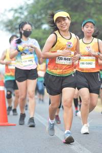 BIB: 16478, 130, 15062
                            <button type="button" onclick="openModal(7296250)" class="btn btn-primary btn-sm float-right btn-popup" data-toggle="modal" data-target=".modal-high-quality">
                        <i class="fas fa-shopping-cart"></i> Add to Cart
                    </button>
                                            <button type="button" onclick="isThisMe(7296250, true)" class="btn btn-success btn-sm float-right btn-popup btn-isme hidden" data-toggle="tooltip" data-placement="bottom" title="นี่คือรูปของคุณใช่ไหม คลิกที่นี่เพื่อเอาเข้าอัลบั้ม">
                        <i class="fas fa-plus"></i> Add to album
                    </button>
                    <button type="button" onclick="isThisMe(7296250, false)" class="btn btn-warning btn-sm float-right btn-popup btn-isnotme hidden">
                        <i class="fas fa-ban"></i> Remove from album
                    </button>