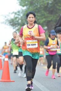 BIB: 16849
                            <button type="button" onclick="openModal(7291579)" class="btn btn-primary btn-sm float-right btn-popup" data-toggle="modal" data-target=".modal-high-quality">
                        <i class="fas fa-shopping-cart"></i> Add to Cart
                    </button>
                                            <button type="button" onclick="isThisMe(7291579, true)" class="btn btn-success btn-sm float-right btn-popup btn-isme hidden" data-toggle="tooltip" data-placement="bottom" title="นี่คือรูปของคุณใช่ไหม คลิกที่นี่เพื่อเอาเข้าอัลบั้ม">
                        <i class="fas fa-plus"></i> Add to album
                    </button>
                    <button type="button" onclick="isThisMe(7291579, false)" class="btn btn-warning btn-sm float-right btn-popup btn-isnotme hidden">
                        <i class="fas fa-ban"></i> Remove from album
                    </button>