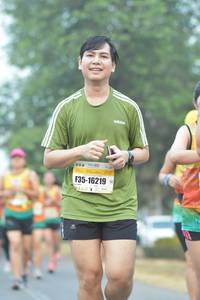 BIB: 16219
                            <button type="button" onclick="openModal(7425592)" class="btn btn-primary btn-sm float-right btn-popup" data-toggle="modal" data-target=".modal-high-quality">
                        <i class="fas fa-shopping-cart"></i> Add to Cart
                    </button>
                                            <button type="button" onclick="isThisMe(7425592, true)" class="btn btn-success btn-sm float-right btn-popup btn-isme hidden" data-toggle="tooltip" data-placement="bottom" title="นี่คือรูปของคุณใช่ไหม คลิกที่นี่เพื่อเอาเข้าอัลบั้ม">
                        <i class="fas fa-plus"></i> Add to album
                    </button>
                    <button type="button" onclick="isThisMe(7425592, false)" class="btn btn-warning btn-sm float-right btn-popup btn-isnotme hidden">
                        <i class="fas fa-ban"></i> Remove from album
                    </button>