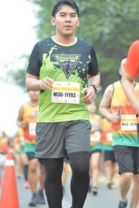 BIB: 11193, 107
                            <button type="button" onclick="openModal(7297563)" class="btn btn-primary btn-sm float-right btn-popup" data-toggle="modal" data-target=".modal-high-quality">
                        <i class="fas fa-shopping-cart"></i> Add to Cart
                    </button>
                                            <button type="button" onclick="isThisMe(7297563, true)" class="btn btn-success btn-sm float-right btn-popup btn-isme hidden" data-toggle="tooltip" data-placement="bottom" title="นี่คือรูปของคุณใช่ไหม คลิกที่นี่เพื่อเอาเข้าอัลบั้ม">
                        <i class="fas fa-plus"></i> Add to album
                    </button>
                    <button type="button" onclick="isThisMe(7297563, false)" class="btn btn-warning btn-sm float-right btn-popup btn-isnotme hidden">
                        <i class="fas fa-ban"></i> Remove from album
                    </button>