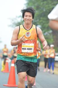 BIB: 102, 16097
                            <button type="button" onclick="openModal(7543417)" class="btn btn-primary btn-sm float-right btn-popup" data-toggle="modal" data-target=".modal-high-quality">
                        <i class="fas fa-shopping-cart"></i> Add to Cart
                    </button>
                                            <button type="button" onclick="isThisMe(7543417, true)" class="btn btn-success btn-sm float-right btn-popup btn-isme hidden" data-toggle="tooltip" data-placement="bottom" title="นี่คือรูปของคุณใช่ไหม คลิกที่นี่เพื่อเอาเข้าอัลบั้ม">
                        <i class="fas fa-plus"></i> Add to album
                    </button>
                    <button type="button" onclick="isThisMe(7543417, false)" class="btn btn-warning btn-sm float-right btn-popup btn-isnotme hidden">
                        <i class="fas fa-ban"></i> Remove from album
                    </button>