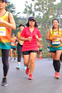 BIB: 494, 10904
                            <button type="button" onclick="openModal(8432618)" class="btn btn-primary btn-sm float-right btn-popup" data-toggle="modal" data-target=".modal-high-quality">
                        <i class="fas fa-shopping-cart"></i> Add to Cart
                    </button>
                                            <button type="button" onclick="isThisMe(8432618, true)" class="btn btn-success btn-sm float-right btn-popup btn-isme hidden" data-toggle="tooltip" data-placement="bottom" title="นี่คือรูปของคุณใช่ไหม คลิกที่นี่เพื่อเอาเข้าอัลบั้ม">
                        <i class="fas fa-plus"></i> Add to album
                    </button>
                    <button type="button" onclick="isThisMe(8432618, false)" class="btn btn-warning btn-sm float-right btn-popup btn-isnotme hidden">
                        <i class="fas fa-ban"></i> Remove from album
                    </button>
