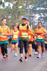BIB: 15385, 10419
                            <button type="button" onclick="openModal(8451863)" class="btn btn-primary btn-sm float-right btn-popup" data-toggle="modal" data-target=".modal-high-quality">
                        <i class="fas fa-shopping-cart"></i> Add to Cart
                    </button>
                                            <button type="button" onclick="isThisMe(8451863, true)" class="btn btn-success btn-sm float-right btn-popup btn-isme hidden" data-toggle="tooltip" data-placement="bottom" title="นี่คือรูปของคุณใช่ไหม คลิกที่นี่เพื่อเอาเข้าอัลบั้ม">
                        <i class="fas fa-plus"></i> Add to album
                    </button>
                    <button type="button" onclick="isThisMe(8451863, false)" class="btn btn-warning btn-sm float-right btn-popup btn-isnotme hidden">
                        <i class="fas fa-ban"></i> Remove from album
                    </button>