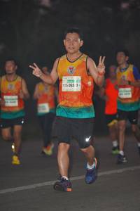 BIB: 263
                            <button type="button" onclick="openModal(8752406)" class="btn btn-primary btn-sm float-right btn-popup" data-toggle="modal" data-target=".modal-high-quality">
                        <i class="fas fa-shopping-cart"></i> Add to Cart
                    </button>
                                            <button type="button" onclick="isThisMe(8752406, true)" class="btn btn-success btn-sm float-right btn-popup btn-isme hidden" data-toggle="tooltip" data-placement="bottom" title="นี่คือรูปของคุณใช่ไหม คลิกที่นี่เพื่อเอาเข้าอัลบั้ม">
                        <i class="fas fa-plus"></i> Add to album
                    </button>
                    <button type="button" onclick="isThisMe(8752406, false)" class="btn btn-warning btn-sm float-right btn-popup btn-isnotme hidden">
                        <i class="fas fa-ban"></i> Remove from album
                    </button>