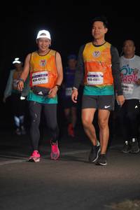 BIB: 42129, 41614, 9472
                            <button type="button" onclick="openModal(8720228)" class="btn btn-primary btn-sm float-right btn-popup" data-toggle="modal" data-target=".modal-high-quality">
                        <i class="fas fa-shopping-cart"></i> Add to Cart
                    </button>
                                            <button type="button" onclick="isThisMe(8720228, true)" class="btn btn-success btn-sm float-right btn-popup btn-isme hidden" data-toggle="tooltip" data-placement="bottom" title="นี่คือรูปของคุณใช่ไหม คลิกที่นี่เพื่อเอาเข้าอัลบั้ม">
                        <i class="fas fa-plus"></i> Add to album
                    </button>
                    <button type="button" onclick="isThisMe(8720228, false)" class="btn btn-warning btn-sm float-right btn-popup btn-isnotme hidden">
                        <i class="fas fa-ban"></i> Remove from album
                    </button>
