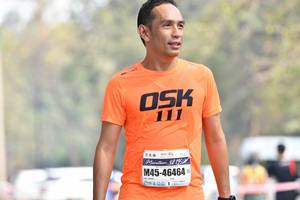 BIB: 111, 195, 46464
                            <button type="button" onclick="openModal(8858108)" class="btn btn-primary btn-sm float-right btn-popup" data-toggle="modal" data-target=".modal-high-quality">
                        <i class="fas fa-shopping-cart"></i> Add to Cart
                    </button>
                                            <button type="button" onclick="isThisMe(8858108, true)" class="btn btn-success btn-sm float-right btn-popup btn-isme hidden" data-toggle="tooltip" data-placement="bottom" title="นี่คือรูปของคุณใช่ไหม คลิกที่นี่เพื่อเอาเข้าอัลบั้ม">
                        <i class="fas fa-plus"></i> Add to album
                    </button>
                    <button type="button" onclick="isThisMe(8858108, false)" class="btn btn-warning btn-sm float-right btn-popup btn-isnotme hidden">
                        <i class="fas fa-ban"></i> Remove from album
                    </button>