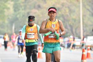 BIB: 472
                            <button type="button" onclick="openModal(8856903)" class="btn btn-primary btn-sm float-right btn-popup" data-toggle="modal" data-target=".modal-high-quality">
                        <i class="fas fa-shopping-cart"></i> Add to Cart
                    </button>
                                            <button type="button" onclick="isThisMe(8856903, true)" class="btn btn-success btn-sm float-right btn-popup btn-isme hidden" data-toggle="tooltip" data-placement="bottom" title="นี่คือรูปของคุณใช่ไหม คลิกที่นี่เพื่อเอาเข้าอัลบั้ม">
                        <i class="fas fa-plus"></i> Add to album
                    </button>
                    <button type="button" onclick="isThisMe(8856903, false)" class="btn btn-warning btn-sm float-right btn-popup btn-isnotme hidden">
                        <i class="fas fa-ban"></i> Remove from album
                    </button>