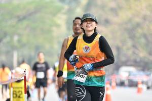 BIB: 3423
                            <button type="button" onclick="openModal(8857236)" class="btn btn-primary btn-sm float-right btn-popup" data-toggle="modal" data-target=".modal-high-quality">
                        <i class="fas fa-shopping-cart"></i> Add to Cart
                    </button>
                                            <button type="button" onclick="isThisMe(8857236, true)" class="btn btn-success btn-sm float-right btn-popup btn-isme hidden" data-toggle="tooltip" data-placement="bottom" title="นี่คือรูปของคุณใช่ไหม คลิกที่นี่เพื่อเอาเข้าอัลบั้ม">
                        <i class="fas fa-plus"></i> Add to album
                    </button>
                    <button type="button" onclick="isThisMe(8857236, false)" class="btn btn-warning btn-sm float-right btn-popup btn-isnotme hidden">
                        <i class="fas fa-ban"></i> Remove from album
                    </button>