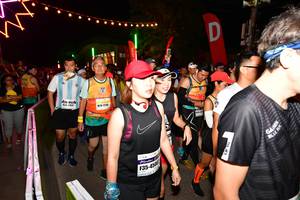 BIB: 450
                            <button type="button" onclick="openModal(8835446)" class="btn btn-primary btn-sm float-right btn-popup" data-toggle="modal" data-target=".modal-high-quality">
                        <i class="fas fa-shopping-cart"></i> Add to Cart
                    </button>
                                            <button type="button" onclick="isThisMe(8835446, true)" class="btn btn-success btn-sm float-right btn-popup btn-isme hidden" data-toggle="tooltip" data-placement="bottom" title="นี่คือรูปของคุณใช่ไหม คลิกที่นี่เพื่อเอาเข้าอัลบั้ม">
                        <i class="fas fa-plus"></i> Add to album
                    </button>
                    <button type="button" onclick="isThisMe(8835446, false)" class="btn btn-warning btn-sm float-right btn-popup btn-isnotme hidden">
                        <i class="fas fa-ban"></i> Remove from album
                    </button>