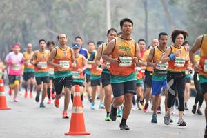 BIB: 2004, 22491, 2716
                            <button type="button" onclick="openModal(8835484)" class="btn btn-primary btn-sm float-right btn-popup" data-toggle="modal" data-target=".modal-high-quality">
                        <i class="fas fa-shopping-cart"></i> Add to Cart
                    </button>
                                            <button type="button" onclick="isThisMe(8835484, true)" class="btn btn-success btn-sm float-right btn-popup btn-isme hidden" data-toggle="tooltip" data-placement="bottom" title="นี่คือรูปของคุณใช่ไหม คลิกที่นี่เพื่อเอาเข้าอัลบั้ม">
                        <i class="fas fa-plus"></i> Add to album
                    </button>
                    <button type="button" onclick="isThisMe(8835484, false)" class="btn btn-warning btn-sm float-right btn-popup btn-isnotme hidden">
                        <i class="fas fa-ban"></i> Remove from album
                    </button>