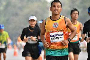 BIB: 42192, 41019, 243
                            <button type="button" onclick="openModal(8879972)" class="btn btn-primary btn-sm float-right btn-popup" data-toggle="modal" data-target=".modal-high-quality">
                        <i class="fas fa-shopping-cart"></i> Add to Cart
                    </button>
                                            <button type="button" onclick="isThisMe(8879972, true)" class="btn btn-success btn-sm float-right btn-popup btn-isme hidden" data-toggle="tooltip" data-placement="bottom" title="นี่คือรูปของคุณใช่ไหม คลิกที่นี่เพื่อเอาเข้าอัลบั้ม">
                        <i class="fas fa-plus"></i> Add to album
                    </button>
                    <button type="button" onclick="isThisMe(8879972, false)" class="btn btn-warning btn-sm float-right btn-popup btn-isnotme hidden">
                        <i class="fas fa-ban"></i> Remove from album
                    </button>