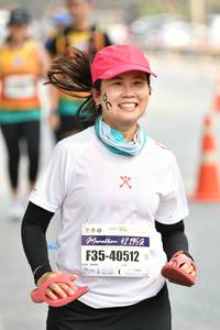 BIB: 42195, 40512
                            <button type="button" onclick="openModal(8858199)" class="btn btn-primary btn-sm float-right btn-popup" data-toggle="modal" data-target=".modal-high-quality">
                        <i class="fas fa-shopping-cart"></i> Add to Cart
                    </button>
                                            <button type="button" onclick="isThisMe(8858199, true)" class="btn btn-success btn-sm float-right btn-popup btn-isme hidden" data-toggle="tooltip" data-placement="bottom" title="นี่คือรูปของคุณใช่ไหม คลิกที่นี่เพื่อเอาเข้าอัลบั้ม">
                        <i class="fas fa-plus"></i> Add to album
                    </button>
                    <button type="button" onclick="isThisMe(8858199, false)" class="btn btn-warning btn-sm float-right btn-popup btn-isnotme hidden">
                        <i class="fas fa-ban"></i> Remove from album
                    </button>