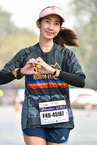 BIB: 42195, 45167
                            <button type="button" onclick="openModal(8856689)" class="btn btn-primary btn-sm float-right btn-popup" data-toggle="modal" data-target=".modal-high-quality">
                        <i class="fas fa-shopping-cart"></i> Add to Cart
                    </button>
                                            <button type="button" onclick="isThisMe(8856689, true)" class="btn btn-success btn-sm float-right btn-popup btn-isme hidden" data-toggle="tooltip" data-placement="bottom" title="นี่คือรูปของคุณใช่ไหม คลิกที่นี่เพื่อเอาเข้าอัลบั้ม">
                        <i class="fas fa-plus"></i> Add to album
                    </button>
                    <button type="button" onclick="isThisMe(8856689, false)" class="btn btn-warning btn-sm float-right btn-popup btn-isnotme hidden">
                        <i class="fas fa-ban"></i> Remove from album
                    </button>