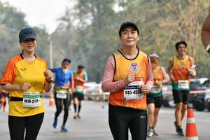 BIB: 4538, 228
                            <button type="button" onclick="openModal(8880903)" class="btn btn-primary btn-sm float-right btn-popup" data-toggle="modal" data-target=".modal-high-quality">
                        <i class="fas fa-shopping-cart"></i> Add to Cart
                    </button>
                                            <button type="button" onclick="isThisMe(8880903, true)" class="btn btn-success btn-sm float-right btn-popup btn-isme hidden" data-toggle="tooltip" data-placement="bottom" title="นี่คือรูปของคุณใช่ไหม คลิกที่นี่เพื่อเอาเข้าอัลบั้ม">
                        <i class="fas fa-plus"></i> Add to album
                    </button>
                    <button type="button" onclick="isThisMe(8880903, false)" class="btn btn-warning btn-sm float-right btn-popup btn-isnotme hidden">
                        <i class="fas fa-ban"></i> Remove from album
                    </button>