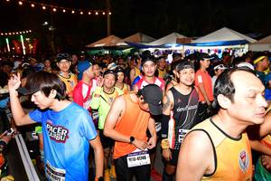 BIB: 41748, 197
                            <button type="button" onclick="openModal(8835004)" class="btn btn-primary btn-sm float-right btn-popup" data-toggle="modal" data-target=".modal-high-quality">
                        <i class="fas fa-shopping-cart"></i> Add to Cart
                    </button>
                                            <button type="button" onclick="isThisMe(8835004, true)" class="btn btn-success btn-sm float-right btn-popup btn-isme hidden" data-toggle="tooltip" data-placement="bottom" title="นี่คือรูปของคุณใช่ไหม คลิกที่นี่เพื่อเอาเข้าอัลบั้ม">
                        <i class="fas fa-plus"></i> Add to album
                    </button>
                    <button type="button" onclick="isThisMe(8835004, false)" class="btn btn-warning btn-sm float-right btn-popup btn-isnotme hidden">
                        <i class="fas fa-ban"></i> Remove from album
                    </button>