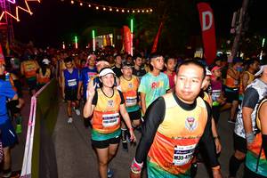 BIB: 140, 456, 426
                            <button type="button" onclick="openModal(8835572)" class="btn btn-primary btn-sm float-right btn-popup" data-toggle="modal" data-target=".modal-high-quality">
                        <i class="fas fa-shopping-cart"></i> Add to Cart
                    </button>
                                            <button type="button" onclick="isThisMe(8835572, true)" class="btn btn-success btn-sm float-right btn-popup btn-isme hidden" data-toggle="tooltip" data-placement="bottom" title="นี่คือรูปของคุณใช่ไหม คลิกที่นี่เพื่อเอาเข้าอัลบั้ม">
                        <i class="fas fa-plus"></i> Add to album
                    </button>
                    <button type="button" onclick="isThisMe(8835572, false)" class="btn btn-warning btn-sm float-right btn-popup btn-isnotme hidden">
                        <i class="fas fa-ban"></i> Remove from album
                    </button>