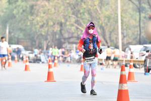 BIB: 408
                            <button type="button" onclick="openModal(8857592)" class="btn btn-primary btn-sm float-right btn-popup" data-toggle="modal" data-target=".modal-high-quality">
                        <i class="fas fa-shopping-cart"></i> Add to Cart
                    </button>
                                            <button type="button" onclick="isThisMe(8857592, true)" class="btn btn-success btn-sm float-right btn-popup btn-isme hidden" data-toggle="tooltip" data-placement="bottom" title="นี่คือรูปของคุณใช่ไหม คลิกที่นี่เพื่อเอาเข้าอัลบั้ม">
                        <i class="fas fa-plus"></i> Add to album
                    </button>
                    <button type="button" onclick="isThisMe(8857592, false)" class="btn btn-warning btn-sm float-right btn-popup btn-isnotme hidden">
                        <i class="fas fa-ban"></i> Remove from album
                    </button>