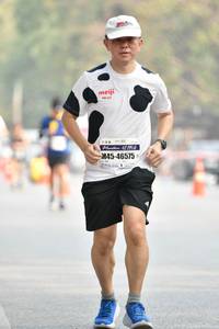 BIB: 1219, 46575
                            <button type="button" onclick="openModal(8856135)" class="btn btn-primary btn-sm float-right btn-popup" data-toggle="modal" data-target=".modal-high-quality">
                        <i class="fas fa-shopping-cart"></i> Add to Cart
                    </button>
                                            <button type="button" onclick="isThisMe(8856135, true)" class="btn btn-success btn-sm float-right btn-popup btn-isme hidden" data-toggle="tooltip" data-placement="bottom" title="นี่คือรูปของคุณใช่ไหม คลิกที่นี่เพื่อเอาเข้าอัลบั้ม">
                        <i class="fas fa-plus"></i> Add to album
                    </button>
                    <button type="button" onclick="isThisMe(8856135, false)" class="btn btn-warning btn-sm float-right btn-popup btn-isnotme hidden">
                        <i class="fas fa-ban"></i> Remove from album
                    </button>