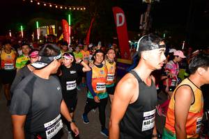 BIB: 04767
                            <button type="button" onclick="openModal(8836657)" class="btn btn-primary btn-sm float-right btn-popup" data-toggle="modal" data-target=".modal-high-quality">
                        <i class="fas fa-shopping-cart"></i> Add to Cart
                    </button>
                                            <button type="button" onclick="isThisMe(8836657, true)" class="btn btn-success btn-sm float-right btn-popup btn-isme hidden" data-toggle="tooltip" data-placement="bottom" title="นี่คือรูปของคุณใช่ไหม คลิกที่นี่เพื่อเอาเข้าอัลบั้ม">
                        <i class="fas fa-plus"></i> Add to album
                    </button>
                    <button type="button" onclick="isThisMe(8836657, false)" class="btn btn-warning btn-sm float-right btn-popup btn-isnotme hidden">
                        <i class="fas fa-ban"></i> Remove from album
                    </button>