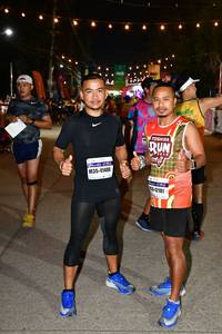 BIB: 41400, 42101
                            <button type="button" onclick="openModal(8833345)" class="btn btn-primary btn-sm float-right btn-popup" data-toggle="modal" data-target=".modal-high-quality">
                        <i class="fas fa-shopping-cart"></i> Add to Cart
                    </button>
                                            <button type="button" onclick="isThisMe(8833345, true)" class="btn btn-success btn-sm float-right btn-popup btn-isme hidden" data-toggle="tooltip" data-placement="bottom" title="นี่คือรูปของคุณใช่ไหม คลิกที่นี่เพื่อเอาเข้าอัลบั้ม">
                        <i class="fas fa-plus"></i> Add to album
                    </button>
                    <button type="button" onclick="isThisMe(8833345, false)" class="btn btn-warning btn-sm float-right btn-popup btn-isnotme hidden">
                        <i class="fas fa-ban"></i> Remove from album
                    </button>