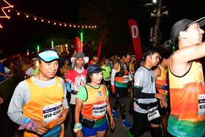 BIB: 426, 404, 100
                            <button type="button" onclick="openModal(8836322)" class="btn btn-primary btn-sm float-right btn-popup" data-toggle="modal" data-target=".modal-high-quality">
                        <i class="fas fa-shopping-cart"></i> Add to Cart
                    </button>
                                            <button type="button" onclick="isThisMe(8836322, true)" class="btn btn-success btn-sm float-right btn-popup btn-isme hidden" data-toggle="tooltip" data-placement="bottom" title="นี่คือรูปของคุณใช่ไหม คลิกที่นี่เพื่อเอาเข้าอัลบั้ม">
                        <i class="fas fa-plus"></i> Add to album
                    </button>
                    <button type="button" onclick="isThisMe(8836322, false)" class="btn btn-warning btn-sm float-right btn-popup btn-isnotme hidden">
                        <i class="fas fa-ban"></i> Remove from album
                    </button>