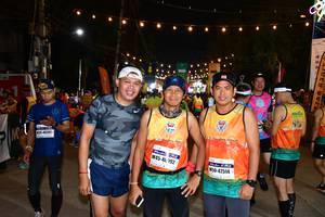 BIB: 6202, 192, 42514
                            <button type="button" onclick="openModal(8833390)" class="btn btn-primary btn-sm float-right btn-popup" data-toggle="modal" data-target=".modal-high-quality">
                        <i class="fas fa-shopping-cart"></i> Add to Cart
                    </button>
                                            <button type="button" onclick="isThisMe(8833390, true)" class="btn btn-success btn-sm float-right btn-popup btn-isme hidden" data-toggle="tooltip" data-placement="bottom" title="นี่คือรูปของคุณใช่ไหม คลิกที่นี่เพื่อเอาเข้าอัลบั้ม">
                        <i class="fas fa-plus"></i> Add to album
                    </button>
                    <button type="button" onclick="isThisMe(8833390, false)" class="btn btn-warning btn-sm float-right btn-popup btn-isnotme hidden">
                        <i class="fas fa-ban"></i> Remove from album
                    </button>