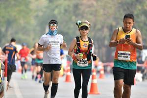 BIB: 04700, 46135
                            <button type="button" onclick="openModal(8854303)" class="btn btn-primary btn-sm float-right btn-popup" data-toggle="modal" data-target=".modal-high-quality">
                        <i class="fas fa-shopping-cart"></i> Add to Cart
                    </button>
                                            <button type="button" onclick="isThisMe(8854303, true)" class="btn btn-success btn-sm float-right btn-popup btn-isme hidden" data-toggle="tooltip" data-placement="bottom" title="นี่คือรูปของคุณใช่ไหม คลิกที่นี่เพื่อเอาเข้าอัลบั้ม">
                        <i class="fas fa-plus"></i> Add to album
                    </button>
                    <button type="button" onclick="isThisMe(8854303, false)" class="btn btn-warning btn-sm float-right btn-popup btn-isnotme hidden">
                        <i class="fas fa-ban"></i> Remove from album
                    </button>