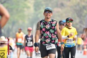 BIB: 4304, 41710
                            <button type="button" onclick="openModal(8855907)" class="btn btn-primary btn-sm float-right btn-popup" data-toggle="modal" data-target=".modal-high-quality">
                        <i class="fas fa-shopping-cart"></i> Add to Cart
                    </button>
                                            <button type="button" onclick="isThisMe(8855907, true)" class="btn btn-success btn-sm float-right btn-popup btn-isme hidden" data-toggle="tooltip" data-placement="bottom" title="นี่คือรูปของคุณใช่ไหม คลิกที่นี่เพื่อเอาเข้าอัลบั้ม">
                        <i class="fas fa-plus"></i> Add to album
                    </button>
                    <button type="button" onclick="isThisMe(8855907, false)" class="btn btn-warning btn-sm float-right btn-popup btn-isnotme hidden">
                        <i class="fas fa-ban"></i> Remove from album
                    </button>