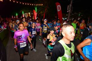 BIB: 46891
                            <button type="button" onclick="openModal(8836901)" class="btn btn-primary btn-sm float-right btn-popup" data-toggle="modal" data-target=".modal-high-quality">
                        <i class="fas fa-shopping-cart"></i> Add to Cart
                    </button>
                                            <button type="button" onclick="isThisMe(8836901, true)" class="btn btn-success btn-sm float-right btn-popup btn-isme hidden" data-toggle="tooltip" data-placement="bottom" title="นี่คือรูปของคุณใช่ไหม คลิกที่นี่เพื่อเอาเข้าอัลบั้ม">
                        <i class="fas fa-plus"></i> Add to album
                    </button>
                    <button type="button" onclick="isThisMe(8836901, false)" class="btn btn-warning btn-sm float-right btn-popup btn-isnotme hidden">
                        <i class="fas fa-ban"></i> Remove from album
                    </button>