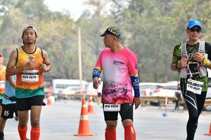 BIB: 41410, 46114, 41650
                            <button type="button" onclick="openModal(8855123)" class="btn btn-primary btn-sm float-right btn-popup" data-toggle="modal" data-target=".modal-high-quality">
                        <i class="fas fa-shopping-cart"></i> Add to Cart
                    </button>
                                            <button type="button" onclick="isThisMe(8855123, true)" class="btn btn-success btn-sm float-right btn-popup btn-isme hidden" data-toggle="tooltip" data-placement="bottom" title="นี่คือรูปของคุณใช่ไหม คลิกที่นี่เพื่อเอาเข้าอัลบั้ม">
                        <i class="fas fa-plus"></i> Add to album
                    </button>
                    <button type="button" onclick="isThisMe(8855123, false)" class="btn btn-warning btn-sm float-right btn-popup btn-isnotme hidden">
                        <i class="fas fa-ban"></i> Remove from album
                    </button>