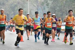 BIB: 048350, 27050
                            <button type="button" onclick="openModal(8835903)" class="btn btn-primary btn-sm float-right btn-popup" data-toggle="modal" data-target=".modal-high-quality">
                        <i class="fas fa-shopping-cart"></i> Add to Cart
                    </button>
                                            <button type="button" onclick="isThisMe(8835903, true)" class="btn btn-success btn-sm float-right btn-popup btn-isme hidden" data-toggle="tooltip" data-placement="bottom" title="นี่คือรูปของคุณใช่ไหม คลิกที่นี่เพื่อเอาเข้าอัลบั้ม">
                        <i class="fas fa-plus"></i> Add to album
                    </button>
                    <button type="button" onclick="isThisMe(8835903, false)" class="btn btn-warning btn-sm float-right btn-popup btn-isnotme hidden">
                        <i class="fas fa-ban"></i> Remove from album
                    </button>