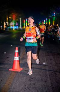 BIB: 4810, 
                            <button type="button" onclick="openModal(9345917)" class="btn btn-primary btn-sm float-right btn-popup" data-toggle="modal" data-target=".modal-high-quality">
                        <i class="fas fa-shopping-cart"></i> Add to Cart
                    </button>
                                            <button type="button" onclick="isThisMe(9345917, true)" class="btn btn-success btn-sm float-right btn-popup btn-isme hidden" data-toggle="tooltip" data-placement="bottom" title="นี่คือรูปของคุณใช่ไหม คลิกที่นี่เพื่อเอาเข้าอัลบั้ม">
                        <i class="fas fa-plus"></i> Add to album
                    </button>
                    <button type="button" onclick="isThisMe(9345917, false)" class="btn btn-warning btn-sm float-right btn-popup btn-isnotme hidden">
                        <i class="fas fa-ban"></i> Remove from album
                    </button>