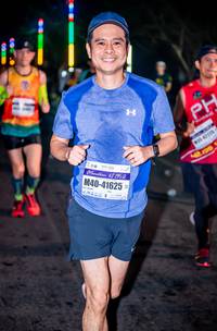 BIB: 4275, 4219, 41625
                            <button type="button" onclick="openModal(9360122)" class="btn btn-primary btn-sm float-right btn-popup" data-toggle="modal" data-target=".modal-high-quality">
                        <i class="fas fa-shopping-cart"></i> Add to Cart
                    </button>
                                            <button type="button" onclick="isThisMe(9360122, true)" class="btn btn-success btn-sm float-right btn-popup btn-isme hidden" data-toggle="tooltip" data-placement="bottom" title="นี่คือรูปของคุณใช่ไหม คลิกที่นี่เพื่อเอาเข้าอัลบั้ม">
                        <i class="fas fa-plus"></i> Add to album
                    </button>
                    <button type="button" onclick="isThisMe(9360122, false)" class="btn btn-warning btn-sm float-right btn-popup btn-isnotme hidden">
                        <i class="fas fa-ban"></i> Remove from album
                    </button>