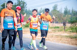 BIB: 47600, 4805, 42728, 4811
                            <button type="button" onclick="openModal(9716815)" class="btn btn-primary btn-sm float-right btn-popup" data-toggle="modal" data-target=".modal-high-quality">
                        <i class="fas fa-shopping-cart"></i> Add to Cart
                    </button>
                                            <button type="button" onclick="isThisMe(9716815, true)" class="btn btn-success btn-sm float-right btn-popup btn-isme hidden" data-toggle="tooltip" data-placement="bottom" title="นี่คือรูปของคุณใช่ไหม คลิกที่นี่เพื่อเอาเข้าอัลบั้ม">
                        <i class="fas fa-plus"></i> Add to album
                    </button>
                    <button type="button" onclick="isThisMe(9716815, false)" class="btn btn-warning btn-sm float-right btn-popup btn-isnotme hidden">
                        <i class="fas fa-ban"></i> Remove from album
                    </button>