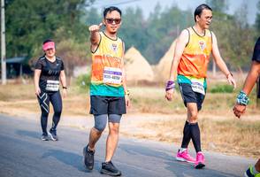 BIB: 40756
                            <button type="button" onclick="openModal(9717067)" class="btn btn-primary btn-sm float-right btn-popup" data-toggle="modal" data-target=".modal-high-quality">
                        <i class="fas fa-shopping-cart"></i> Add to Cart
                    </button>
                                            <button type="button" onclick="isThisMe(9717067, true)" class="btn btn-success btn-sm float-right btn-popup btn-isme hidden" data-toggle="tooltip" data-placement="bottom" title="นี่คือรูปของคุณใช่ไหม คลิกที่นี่เพื่อเอาเข้าอัลบั้ม">
                        <i class="fas fa-plus"></i> Add to album
                    </button>
                    <button type="button" onclick="isThisMe(9717067, false)" class="btn btn-warning btn-sm float-right btn-popup btn-isnotme hidden">
                        <i class="fas fa-ban"></i> Remove from album
                    </button>