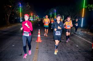 BIB: 40421, 40090
                            <button type="button" onclick="openModal(9381687)" class="btn btn-primary btn-sm float-right btn-popup" data-toggle="modal" data-target=".modal-high-quality">
                        <i class="fas fa-shopping-cart"></i> Add to Cart
                    </button>
                                            <button type="button" onclick="isThisMe(9381687, true)" class="btn btn-success btn-sm float-right btn-popup btn-isme hidden" data-toggle="tooltip" data-placement="bottom" title="นี่คือรูปของคุณใช่ไหม คลิกที่นี่เพื่อเอาเข้าอัลบั้ม">
                        <i class="fas fa-plus"></i> Add to album
                    </button>
                    <button type="button" onclick="isThisMe(9381687, false)" class="btn btn-warning btn-sm float-right btn-popup btn-isnotme hidden">
                        <i class="fas fa-ban"></i> Remove from album
                    </button>
