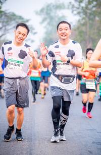 BIB: 82014, 25790
                            <button type="button" onclick="openModal(9640841)" class="btn btn-primary btn-sm float-right btn-popup" data-toggle="modal" data-target=".modal-high-quality">
                        <i class="fas fa-shopping-cart"></i> Add to Cart
                    </button>
                                            <button type="button" onclick="isThisMe(9640841, true)" class="btn btn-success btn-sm float-right btn-popup btn-isme hidden" data-toggle="tooltip" data-placement="bottom" title="นี่คือรูปของคุณใช่ไหม คลิกที่นี่เพื่อเอาเข้าอัลบั้ม">
                        <i class="fas fa-plus"></i> Add to album
                    </button>
                    <button type="button" onclick="isThisMe(9640841, false)" class="btn btn-warning btn-sm float-right btn-popup btn-isnotme hidden">
                        <i class="fas fa-ban"></i> Remove from album
                    </button>