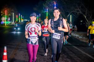 BIB: 41095
                            <button type="button" onclick="openModal(9381881)" class="btn btn-primary btn-sm float-right btn-popup" data-toggle="modal" data-target=".modal-high-quality">
                        <i class="fas fa-shopping-cart"></i> Add to Cart
                    </button>
                                            <button type="button" onclick="isThisMe(9381881, true)" class="btn btn-success btn-sm float-right btn-popup btn-isme hidden" data-toggle="tooltip" data-placement="bottom" title="นี่คือรูปของคุณใช่ไหม คลิกที่นี่เพื่อเอาเข้าอัลบั้ม">
                        <i class="fas fa-plus"></i> Add to album
                    </button>
                    <button type="button" onclick="isThisMe(9381881, false)" class="btn btn-warning btn-sm float-right btn-popup btn-isnotme hidden">
                        <i class="fas fa-ban"></i> Remove from album
                    </button>