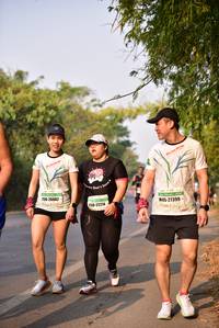 BIB: 26002, 27399, 22214
                            <button type="button" onclick="openModal(9807062)" class="btn btn-primary btn-sm float-right btn-popup" data-toggle="modal" data-target=".modal-high-quality">
                        <i class="fas fa-shopping-cart"></i> Add to Cart
                    </button>
                                            <button type="button" onclick="isThisMe(9807062, true)" class="btn btn-success btn-sm float-right btn-popup btn-isme hidden" data-toggle="tooltip" data-placement="bottom" title="นี่คือรูปของคุณใช่ไหม คลิกที่นี่เพื่อเอาเข้าอัลบั้ม">
                        <i class="fas fa-plus"></i> Add to album
                    </button>
                    <button type="button" onclick="isThisMe(9807062, false)" class="btn btn-warning btn-sm float-right btn-popup btn-isnotme hidden">
                        <i class="fas fa-ban"></i> Remove from album
                    </button>