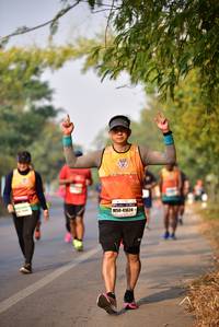 BIB: 41624
                            <button type="button" onclick="openModal(9807143)" class="btn btn-primary btn-sm float-right btn-popup" data-toggle="modal" data-target=".modal-high-quality">
                        <i class="fas fa-shopping-cart"></i> Add to Cart
                    </button>
                                            <button type="button" onclick="isThisMe(9807143, true)" class="btn btn-success btn-sm float-right btn-popup btn-isme hidden" data-toggle="tooltip" data-placement="bottom" title="นี่คือรูปของคุณใช่ไหม คลิกที่นี่เพื่อเอาเข้าอัลบั้ม">
                        <i class="fas fa-plus"></i> Add to album
                    </button>
                    <button type="button" onclick="isThisMe(9807143, false)" class="btn btn-warning btn-sm float-right btn-popup btn-isnotme hidden">
                        <i class="fas fa-ban"></i> Remove from album
                    </button>