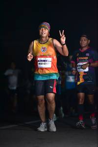 BIB: 4211
                            <button type="button" onclick="openModal(8059278)" class="btn btn-primary btn-sm float-right btn-popup" data-toggle="modal" data-target=".modal-high-quality">
                        <i class="fas fa-shopping-cart"></i> Add to Cart
                    </button>
                                            <button type="button" onclick="isThisMe(8059278, true)" class="btn btn-success btn-sm float-right btn-popup btn-isme hidden" data-toggle="tooltip" data-placement="bottom" title="นี่คือรูปของคุณใช่ไหม คลิกที่นี่เพื่อเอาเข้าอัลบั้ม">
                        <i class="fas fa-plus"></i> Add to album
                    </button>
                    <button type="button" onclick="isThisMe(8059278, false)" class="btn btn-warning btn-sm float-right btn-popup btn-isnotme hidden">
                        <i class="fas fa-ban"></i> Remove from album
                    </button>