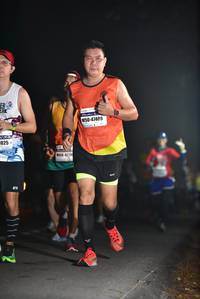 BIB: 47409, 025
                            <button type="button" onclick="openModal(8048099)" class="btn btn-primary btn-sm float-right btn-popup" data-toggle="modal" data-target=".modal-high-quality">
                        <i class="fas fa-shopping-cart"></i> Add to Cart
                    </button>
                                            <button type="button" onclick="isThisMe(8048099, true)" class="btn btn-success btn-sm float-right btn-popup btn-isme hidden" data-toggle="tooltip" data-placement="bottom" title="นี่คือรูปของคุณใช่ไหม คลิกที่นี่เพื่อเอาเข้าอัลบั้ม">
                        <i class="fas fa-plus"></i> Add to album
                    </button>
                    <button type="button" onclick="isThisMe(8048099, false)" class="btn btn-warning btn-sm float-right btn-popup btn-isnotme hidden">
                        <i class="fas fa-ban"></i> Remove from album
                    </button>