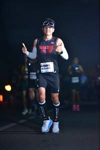 BIB: 407
                            <button type="button" onclick="openModal(8019665)" class="btn btn-primary btn-sm float-right btn-popup" data-toggle="modal" data-target=".modal-high-quality">
                        <i class="fas fa-shopping-cart"></i> Add to Cart
                    </button>
                                            <button type="button" onclick="isThisMe(8019665, true)" class="btn btn-success btn-sm float-right btn-popup btn-isme hidden" data-toggle="tooltip" data-placement="bottom" title="นี่คือรูปของคุณใช่ไหม คลิกที่นี่เพื่อเอาเข้าอัลบั้ม">
                        <i class="fas fa-plus"></i> Add to album
                    </button>
                    <button type="button" onclick="isThisMe(8019665, false)" class="btn btn-warning btn-sm float-right btn-popup btn-isnotme hidden">
                        <i class="fas fa-ban"></i> Remove from album
                    </button>