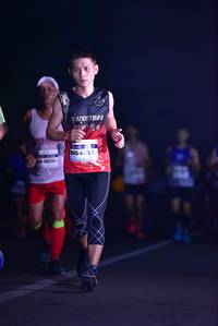 BIB: 45791, 48332
                            <button type="button" onclick="openModal(8008416)" class="btn btn-primary btn-sm float-right btn-popup" data-toggle="modal" data-target=".modal-high-quality">
                        <i class="fas fa-shopping-cart"></i> Add to Cart
                    </button>
                                            <button type="button" onclick="isThisMe(8008416, true)" class="btn btn-success btn-sm float-right btn-popup btn-isme hidden" data-toggle="tooltip" data-placement="bottom" title="นี่คือรูปของคุณใช่ไหม คลิกที่นี่เพื่อเอาเข้าอัลบั้ม">
                        <i class="fas fa-plus"></i> Add to album
                    </button>
                    <button type="button" onclick="isThisMe(8008416, false)" class="btn btn-warning btn-sm float-right btn-popup btn-isnotme hidden">
                        <i class="fas fa-ban"></i> Remove from album
                    </button>