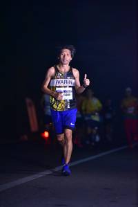 BIB: 15349
                            <button type="button" onclick="openModal(7975156)" class="btn btn-primary btn-sm float-right btn-popup" data-toggle="modal" data-target=".modal-high-quality">
                        <i class="fas fa-shopping-cart"></i> Add to Cart
                    </button>
                                            <button type="button" onclick="isThisMe(7975156, true)" class="btn btn-success btn-sm float-right btn-popup btn-isme hidden" data-toggle="tooltip" data-placement="bottom" title="นี่คือรูปของคุณใช่ไหม คลิกที่นี่เพื่อเอาเข้าอัลบั้ม">
                        <i class="fas fa-plus"></i> Add to album
                    </button>
                    <button type="button" onclick="isThisMe(7975156, false)" class="btn btn-warning btn-sm float-right btn-popup btn-isnotme hidden">
                        <i class="fas fa-ban"></i> Remove from album
                    </button>